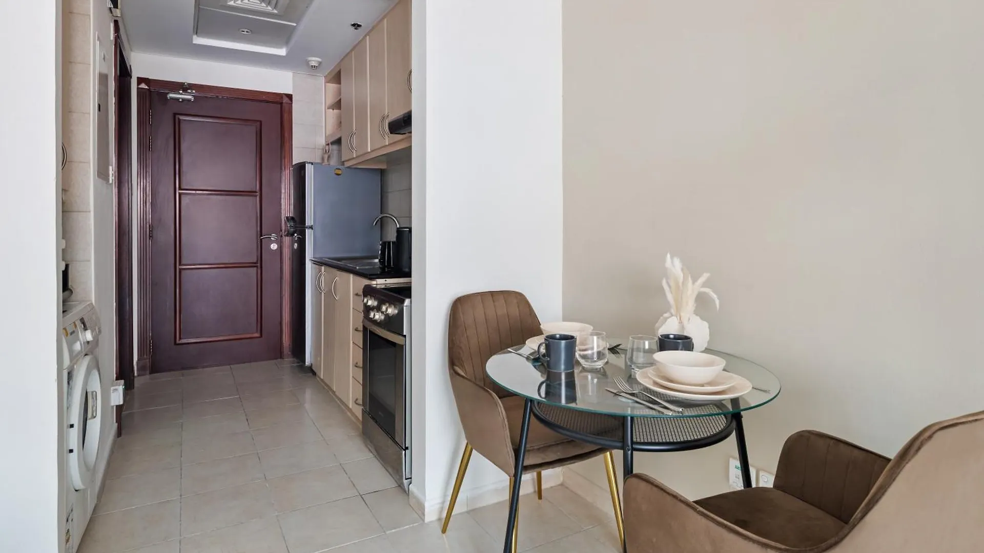 Apartment Charming Dubai Studio - Elegant