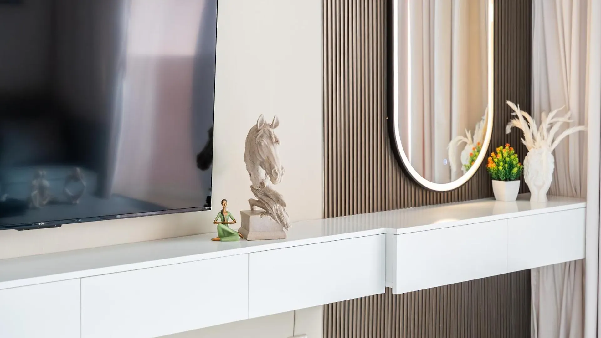 Charming Dubai Studio - Elegant