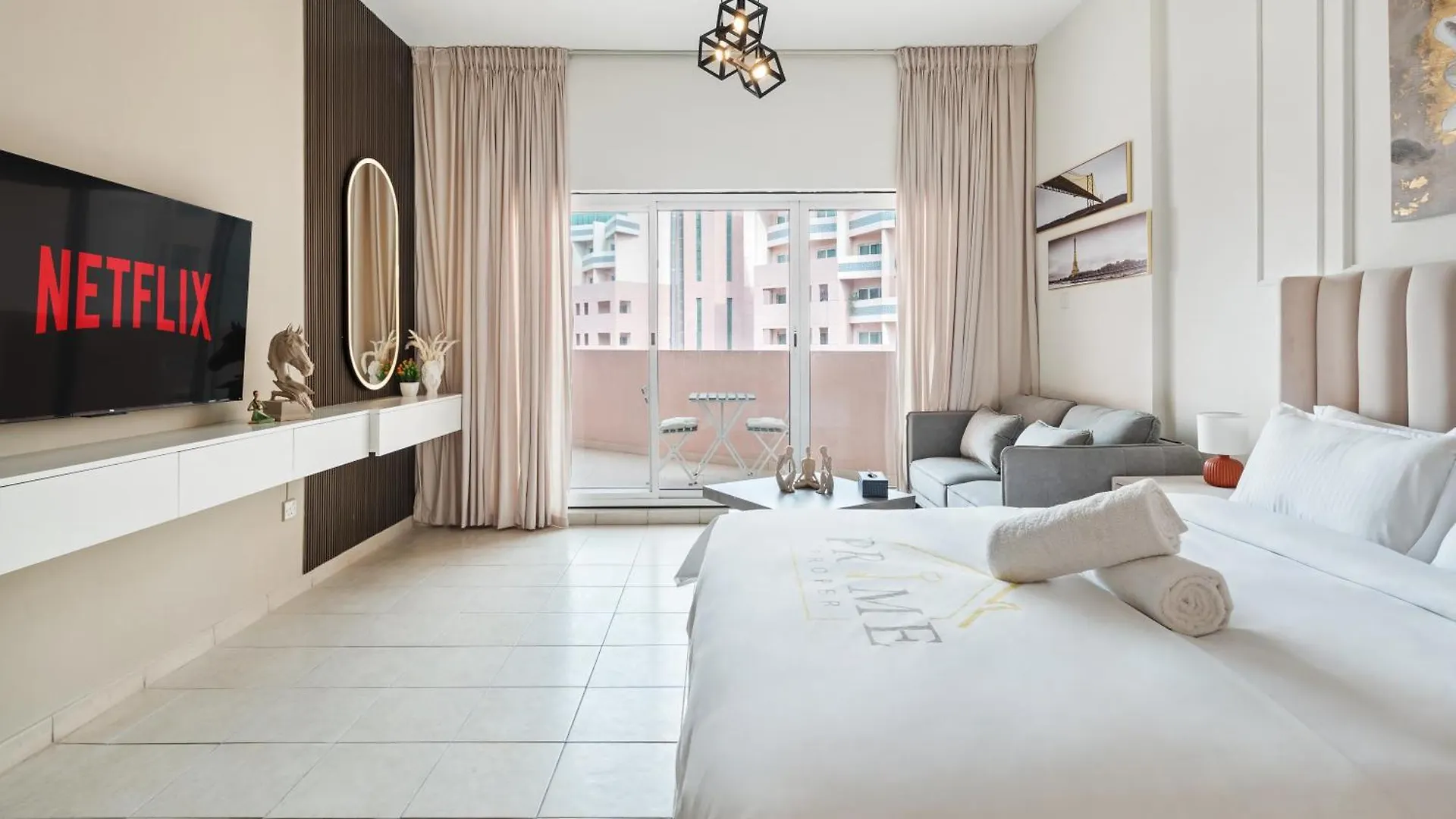 Charming Dubai Studio - Elegant location
